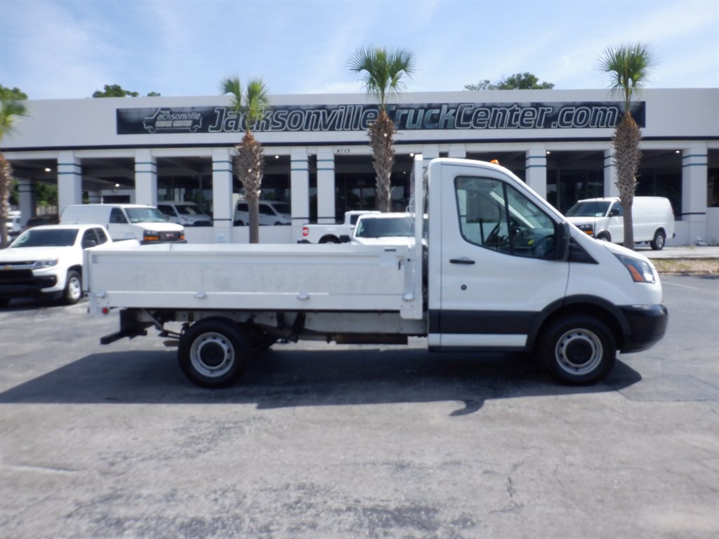 2018 Ford Transit Chassis Cab Base