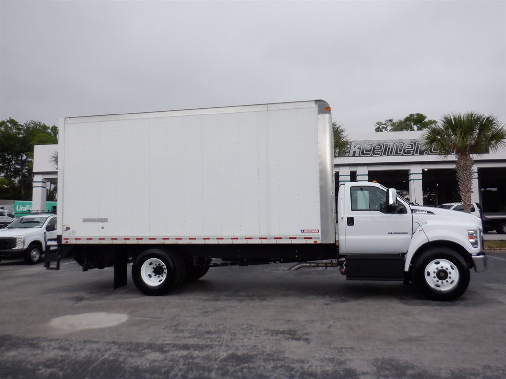 2022 Ford F-650's photo