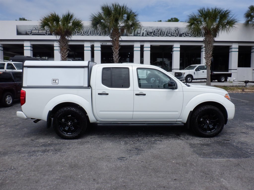2021 Nissan Frontier SV
