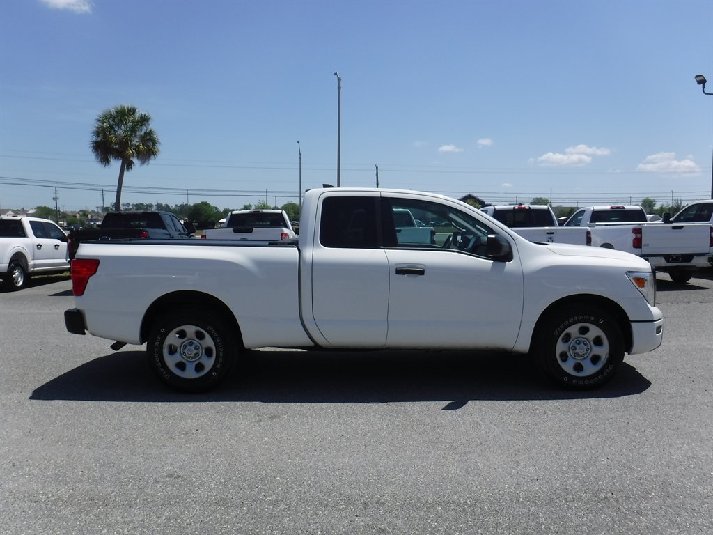 2022 Nissan Titan
