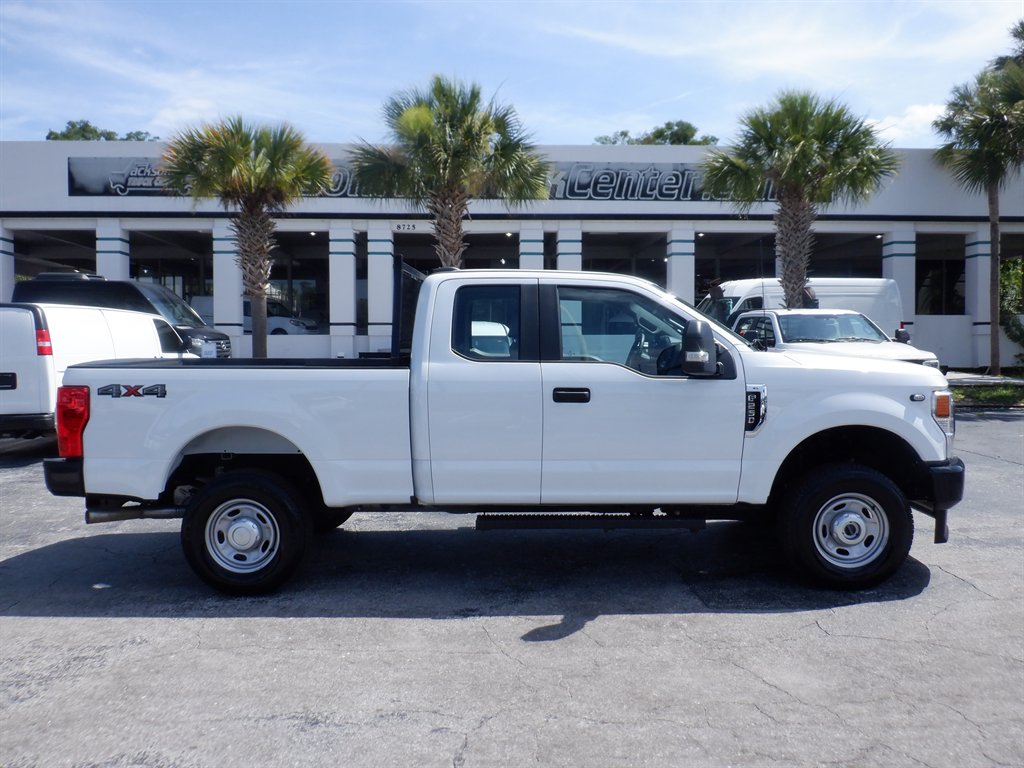 2022 Ford F-250 XL 4x4 SuperCab 8' Box's photo