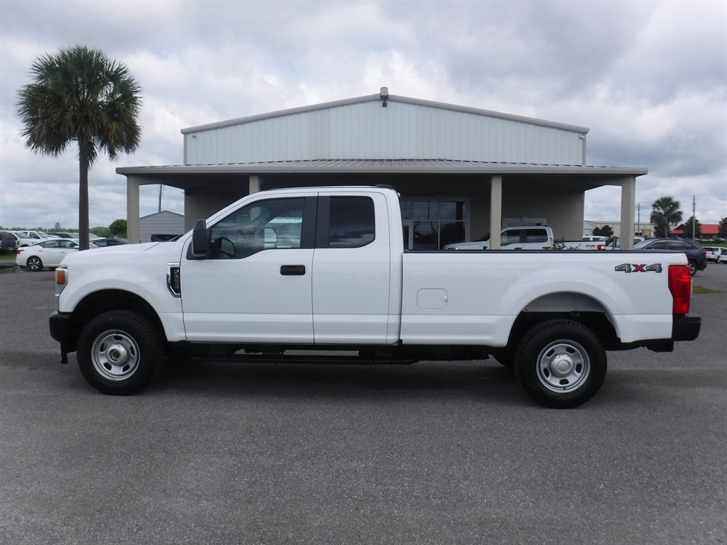 2021 Ford F-250 XL 4x4 SuperCab 8' Box's photo