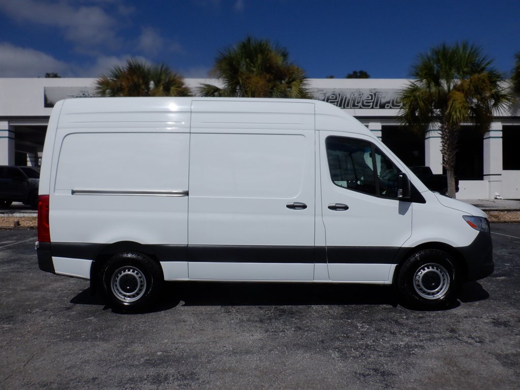 2025 Mercedes-Benz Sprinter Cargo Van